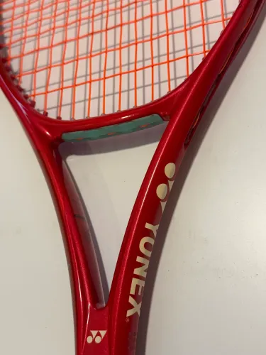 Yonex Vcore 98 305g L2 cordas lynx tour