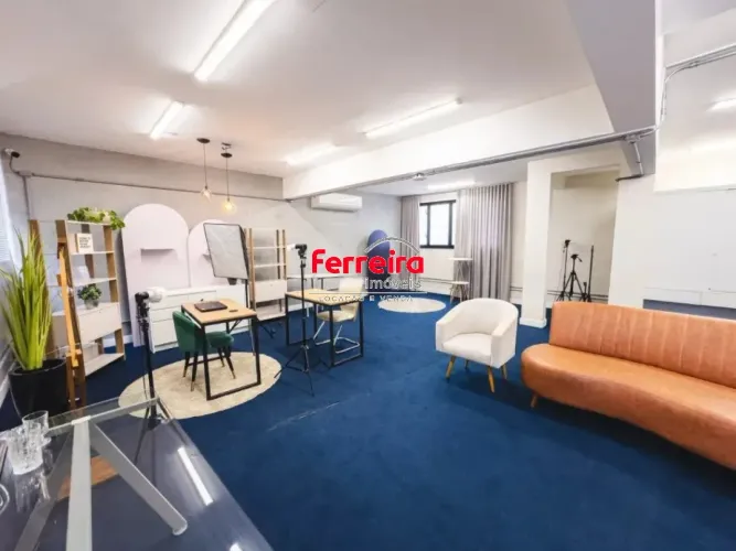 Edifício Comercial para Aluguel no Bairro Floresta com 465m² de Área Útil