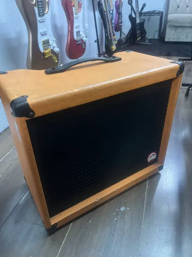 Amplificador de guitarra Jaovox JV100 CI DH 60w