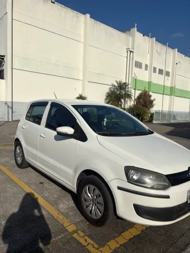 Volkswagen Fox Bluemotion 1.0 MI Total Flex 12V 5P 2014