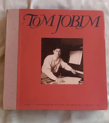 RARO BOX TOM JOBIM 1987  2 LPs + Livro Fotográfico de Luxo  Edição Especial 
