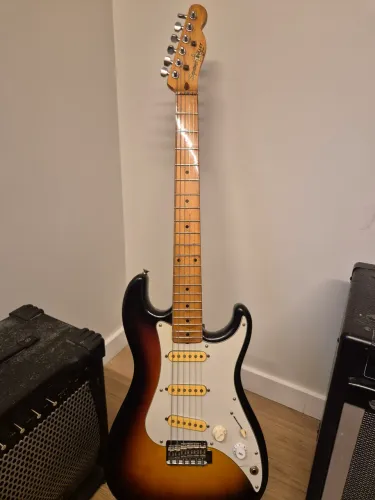 Guitarra Squier Bullet - Série E - Anos 80