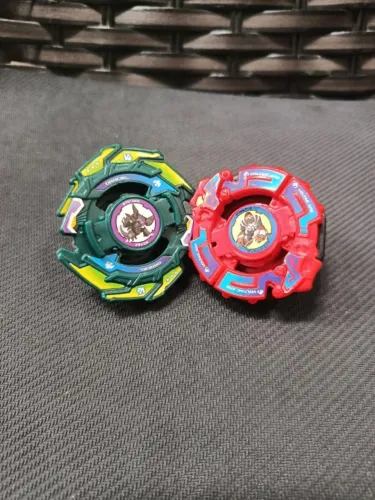 Draciel V e Vortex Ape Beyblades Originais Takara