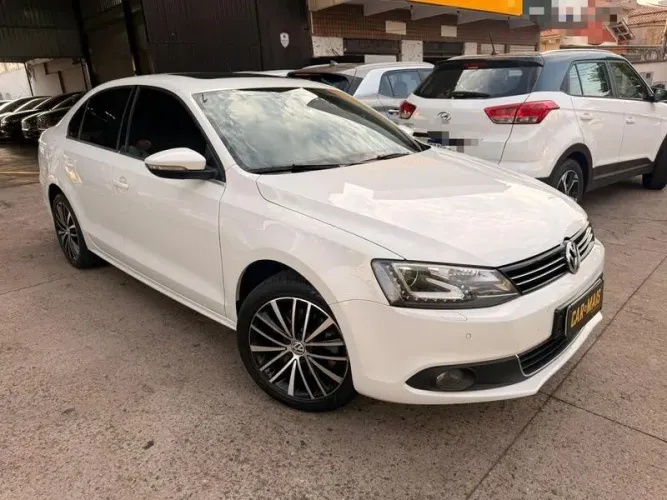 Volkswagen Jetta Highline 2.0 TSI 16V 4P Tiptronic 2014