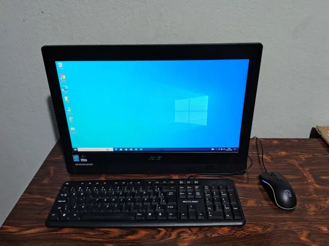 Computador all in one ACER corei3.