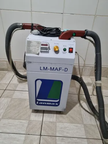 Máquina de tirar linha