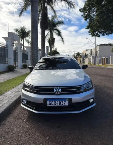 Volkswagen Jetta Highline 2.0 TSI 16V 4P Tiptronic 2016