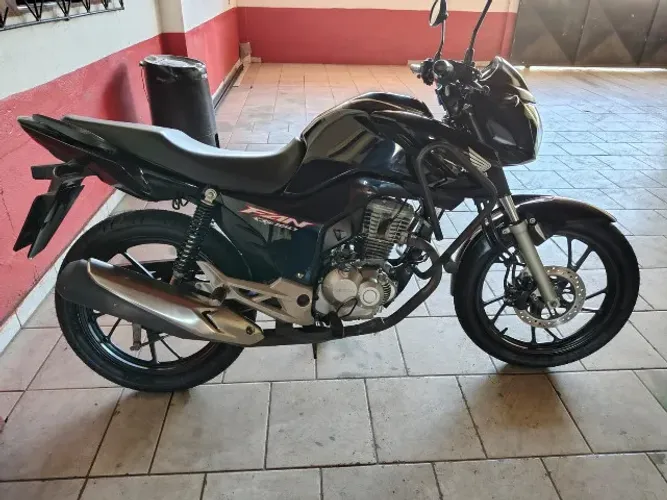vendo moto honda fan 160 2023