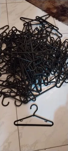 Cabides infantil preto