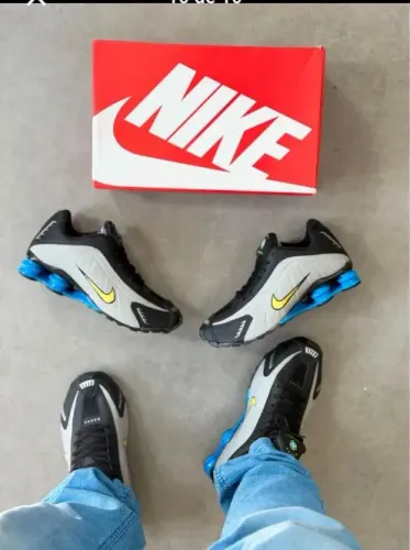 Tênis Nike Shox 