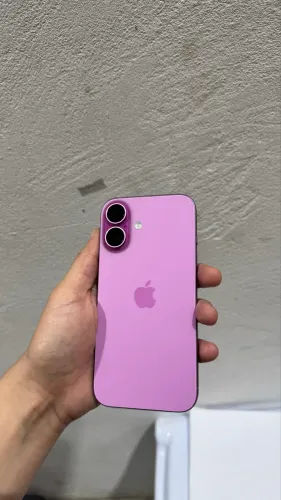 iPhone 16