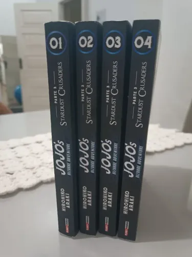 Mangás- Livro Jojo's Bizarre Adventure parte3 Stardust Crusaders