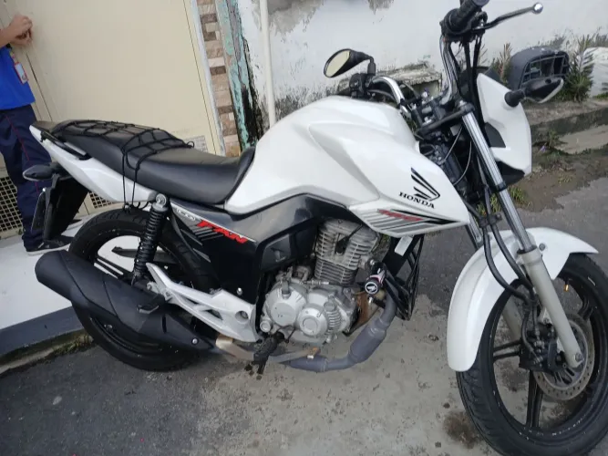 Vendo Honda fan ano 2018,tudo ok!!No meu nome