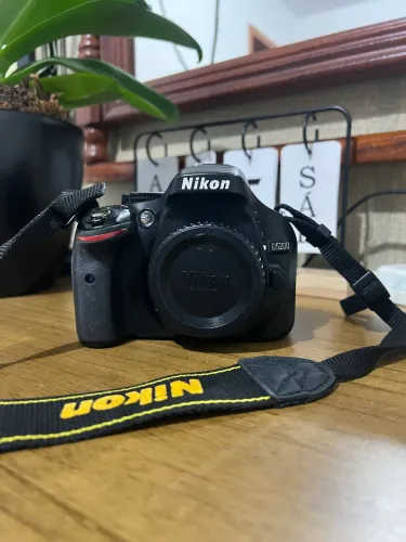 Corpo Nikon D5200