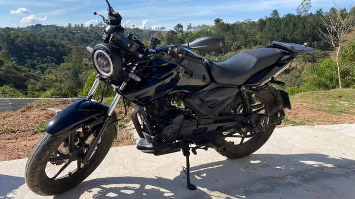 Moto Dafra customizada - Exclusivo