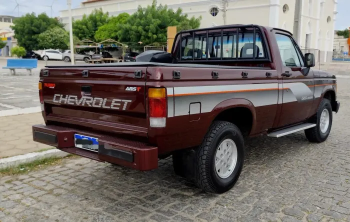 Chevrolet D-20 S / Luxe 3.9/4.0 T.diesel 1996