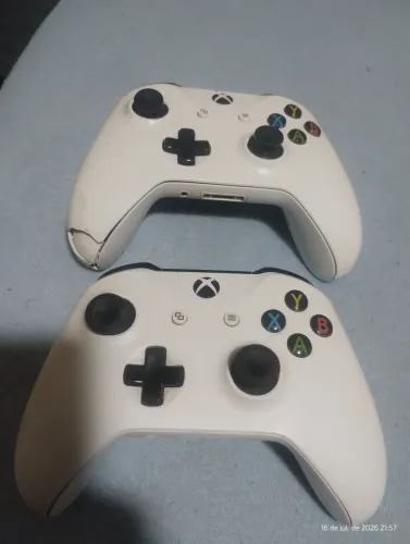 Controle de Xbox( Com defeito)