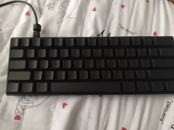 Teclado moonsgeek fun 60 pro