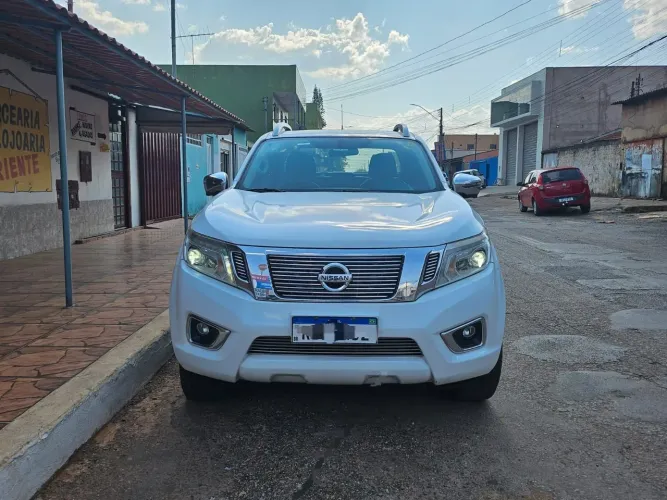 Nissan Frontier LE CD 4X4 2.3 Bi-TB Diesel Aut. 2021
