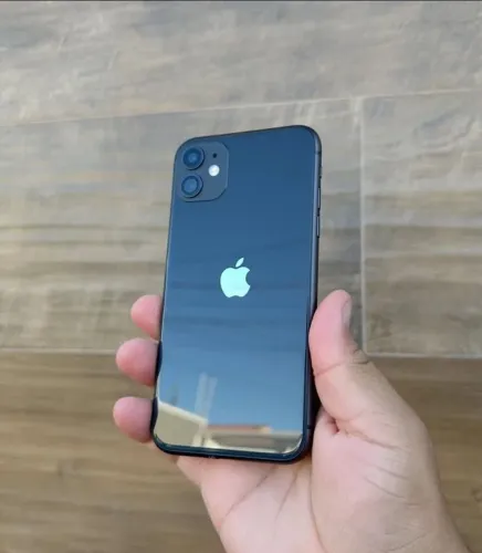 iPhone 11 - 64gb