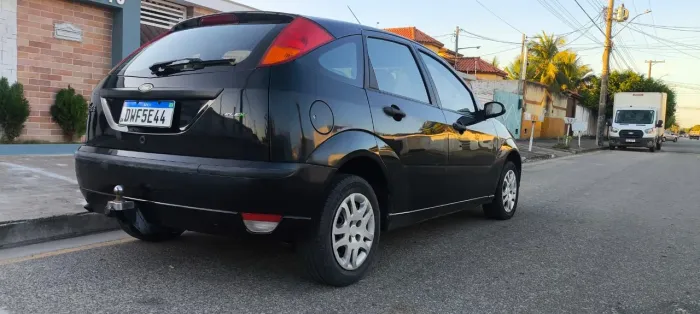 Ford Focus 1.6 S/se/se Plus Flex 8v/16v 5P 2008