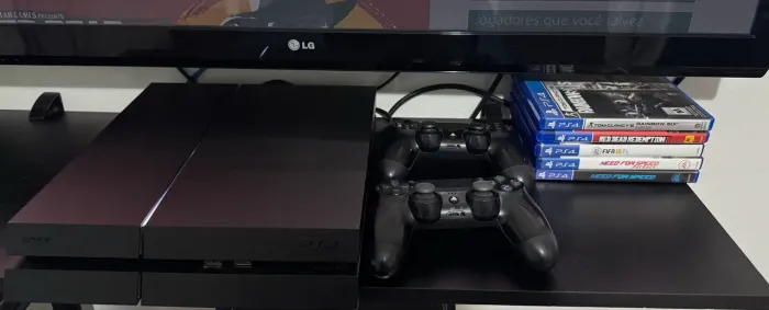 PlayStation 4 CUH-1214A SSD 500GB - Único Dono (Na Caixa Original + 2 Controles e 5 Jogos)