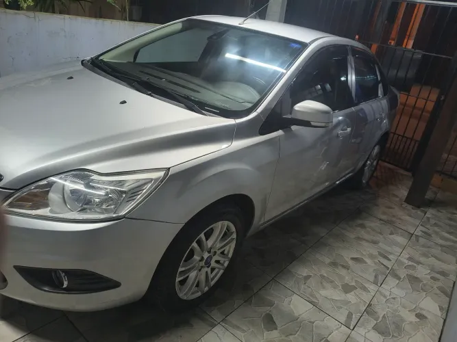 Ford Focus Sedan 2.0 16v/2.0 16V Flex 4P 2012
