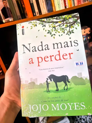 Livro Nada mais a perder (Novo e lacrado) Livro de romance
