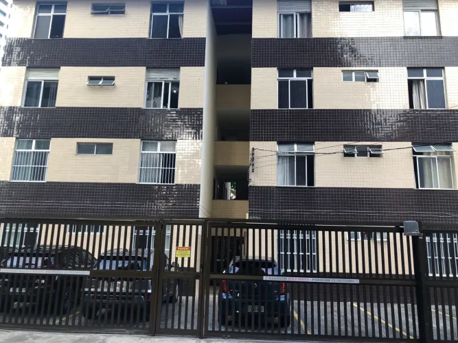 Costa Azul, vendo 2/4 dependência 230.000,0