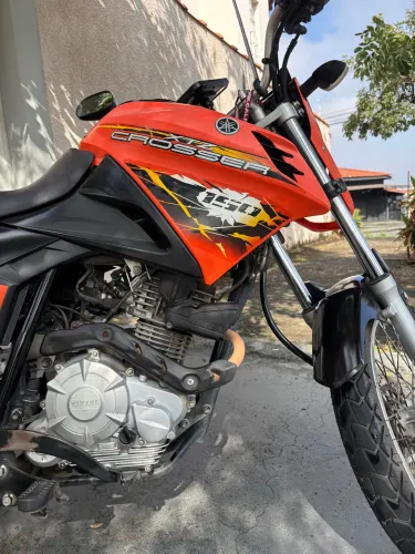 Yamaha Crosser semi nova 