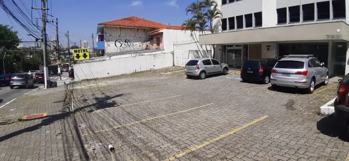 PRÉDIO COML NA AV FRANCISCO MORATO...