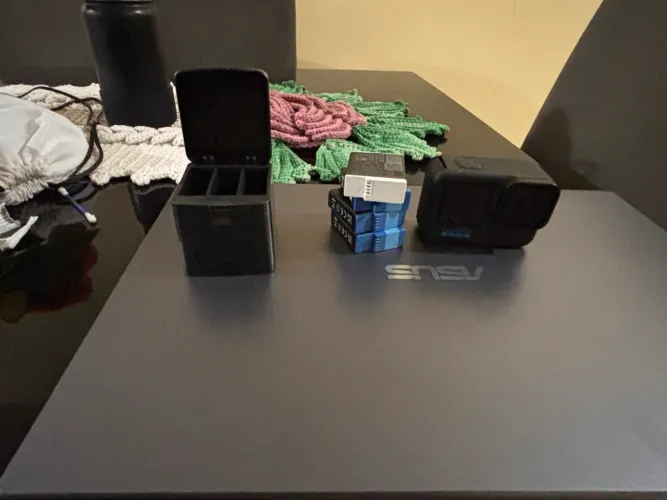 GoPro HERO12 Black + Carregador + 4 Baterias