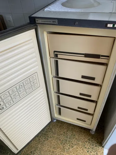 Freezer Vertical Prosdócimo