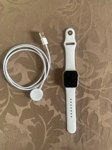 Apple Watch Series 6 40mm-Cellular