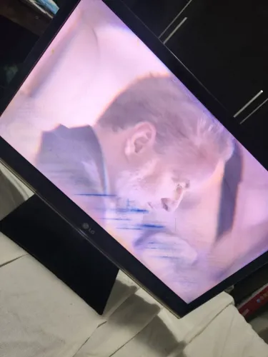 Tv / monitor 25 polegadas