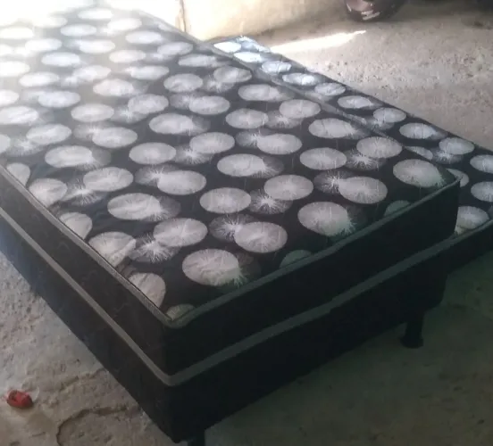 Bicama de solteiro atenção é nova fabricadas