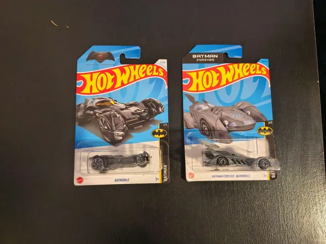 Lote Hot Wheels Batman NA CAIXA