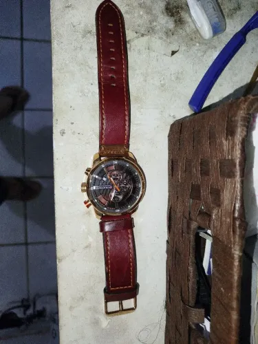 Relógio CURREN R$ 200,00 reais