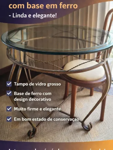 Mesa de vidro e ferro