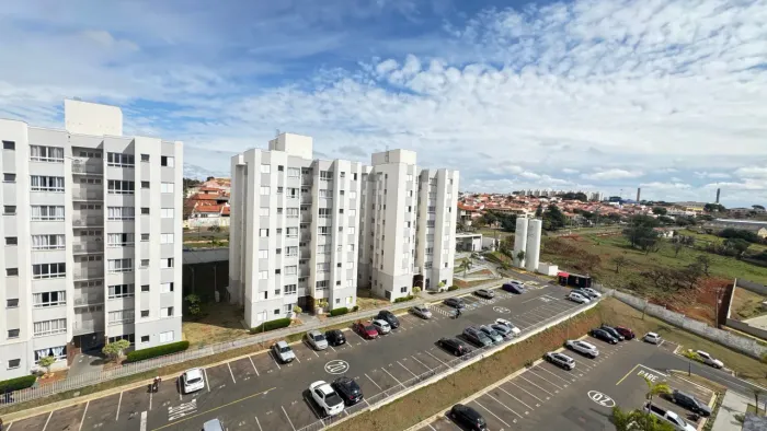 Apartamento à venda com Piscina e Portaria 24h | Portal Veredas do Vale em Tatuí Interior