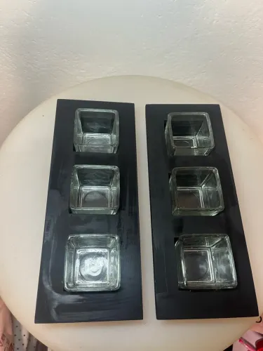 Suporte para velas em madeira e vidro