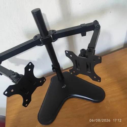 Suporte para monitores duplo articulado