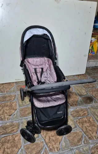 vendo carrinho de bebe Voyage