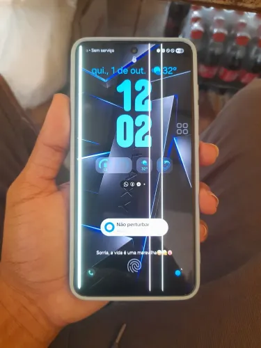 Samsung S21 FE 5G com alguns detalhes