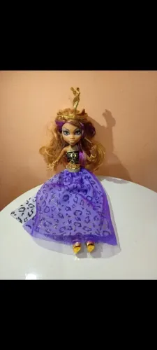 Monster High Clawdeen Wolf da linha "13 Desejos". 