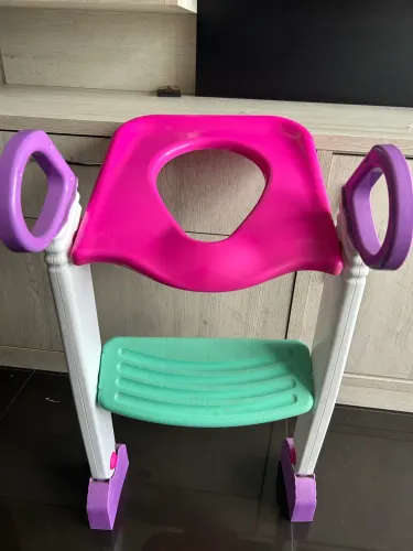 Assento redutor de vaso sanitário infantil