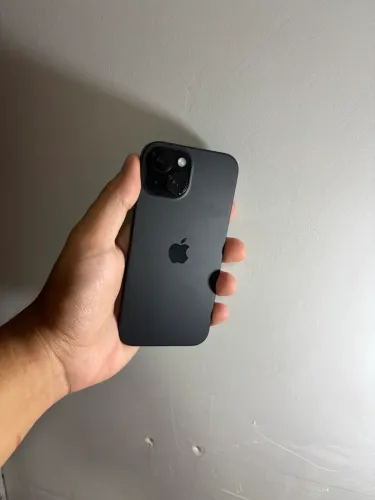iPhone 15