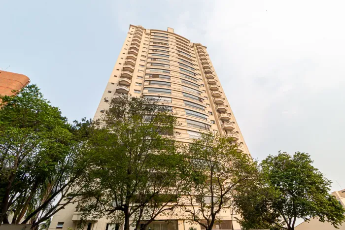 Apartamento para venda em Vila Alexandria (zona Sul) com 3 quartos, sendo 3 suítes, 142m²