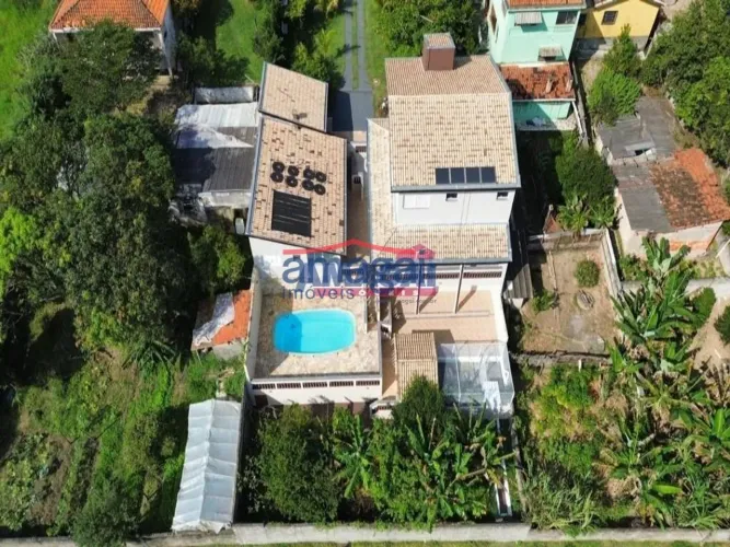 Chácara com piscina