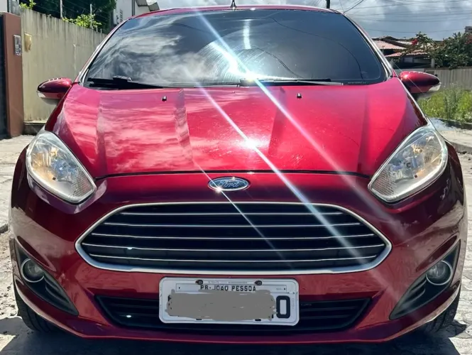Ford Fiesta 1.6 16V Flex Mec. 5P 2015